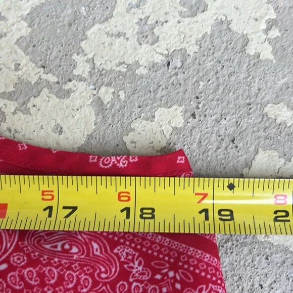 Like new no boundaries red bandanna tank top - Picture 9 of 12